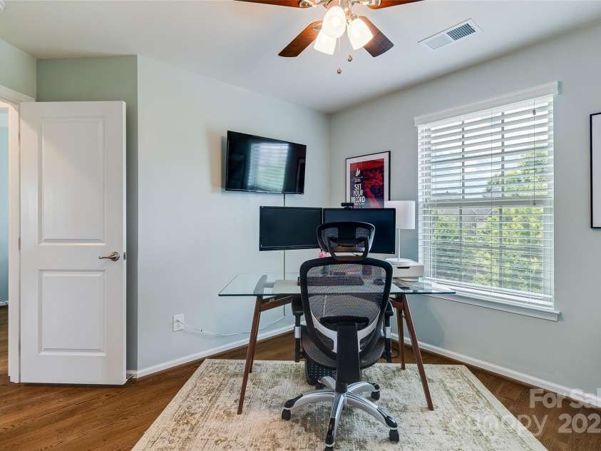 4060 Zilker Park Drive, Charlotte, NC 28217.  MLS# CAR4264904, YatesRealty ID 25182. 