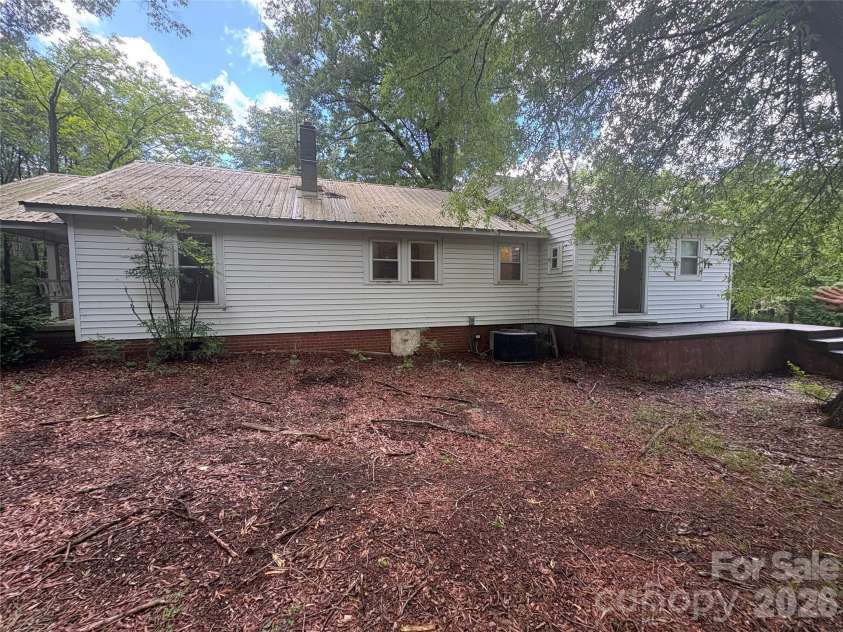3880 Love Road, Claremont, NC 28610.  MLS# CAR4381869, YatesRealty ID 25184. 