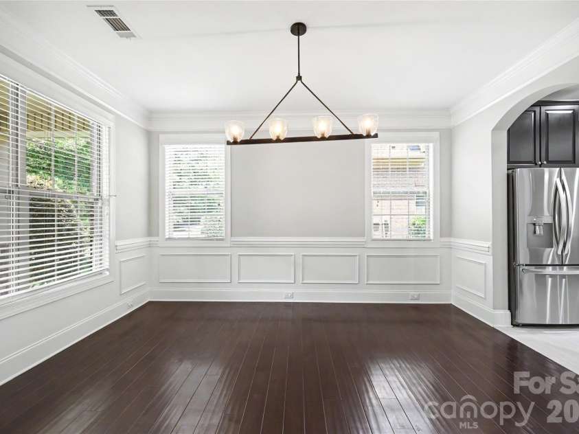 4624 Pebble Run Drive, Matthews, NC 28105.  MLS# CAR4383386, YatesRealty ID 25185. 