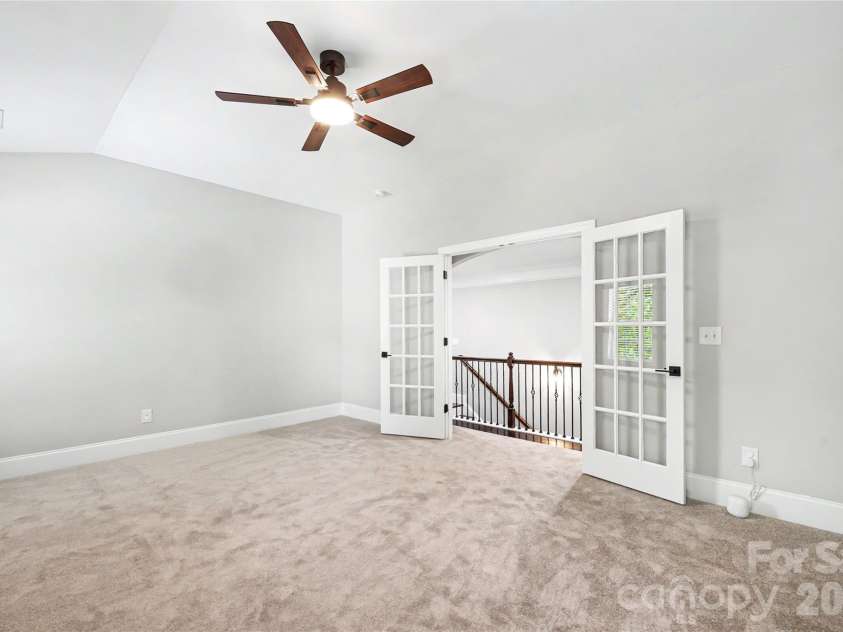4624 Pebble Run Drive, Matthews, NC 28105.  MLS# CAR4383386, YatesRealty ID 25185. Bonus Room