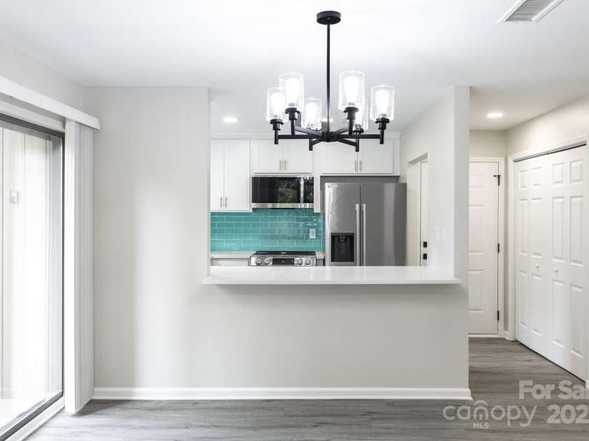 712 Mallard Head Lane, Mooresville, NC 28117.  MLS# CAR4267076, YatesRealty ID 25185. 