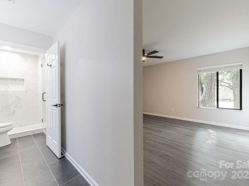 712 Mallard Head Lane, Mooresville, NC 28117.  MLS# CAR4267076, YatesRealty ID 25185. 