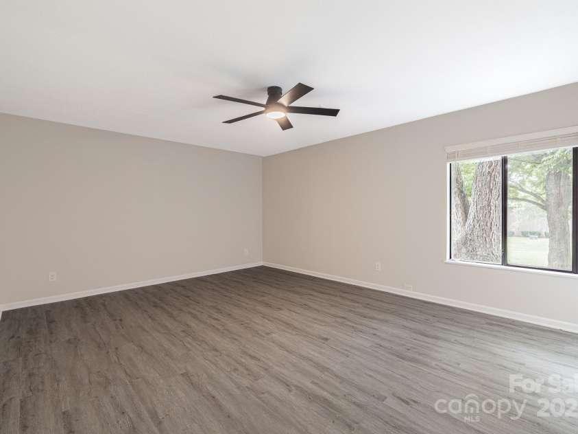 712 Mallard Head Lane, Mooresville, NC 28117.  MLS# CAR4267076, YatesRealty ID 25185. 
