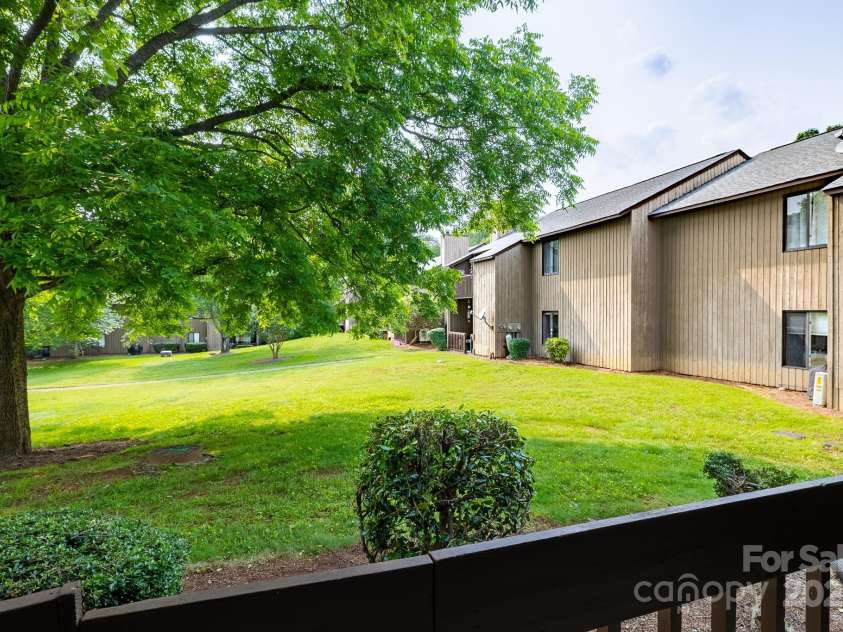 712 Mallard Head Lane, Mooresville, NC 28117.  MLS# CAR4267076, YatesRealty ID 25185. 