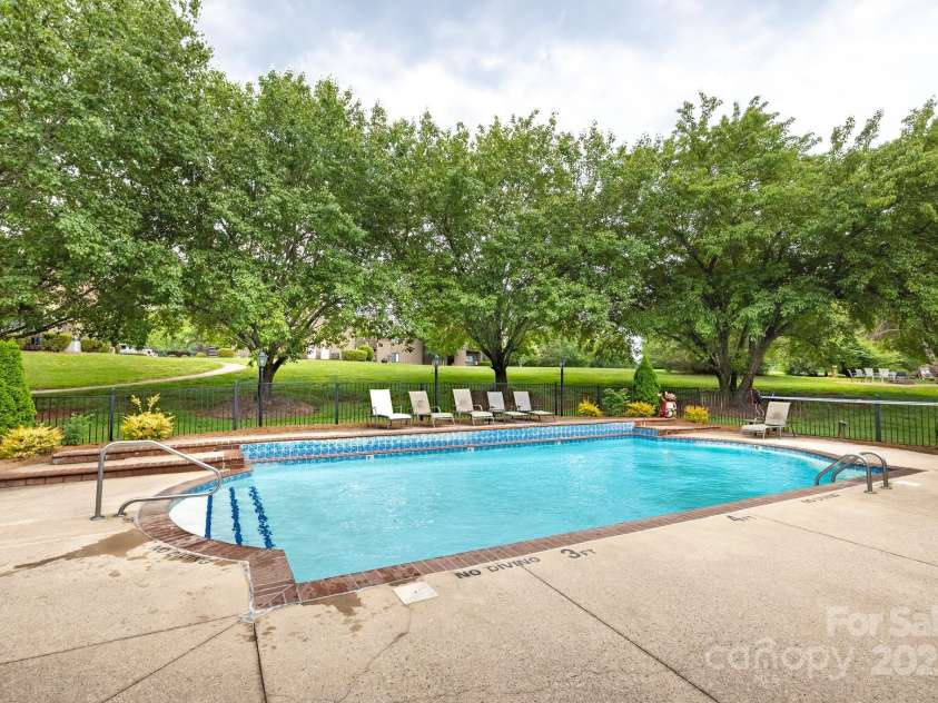 712 Mallard Head Lane, Mooresville, NC 28117.  MLS# CAR4267076, YatesRealty ID 25185. 