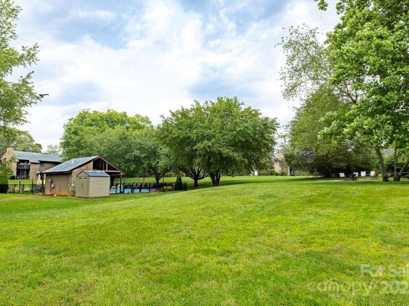 712 Mallard Head Lane, Mooresville, NC 28117.  MLS# CAR4267076, YatesRealty ID 25185. 