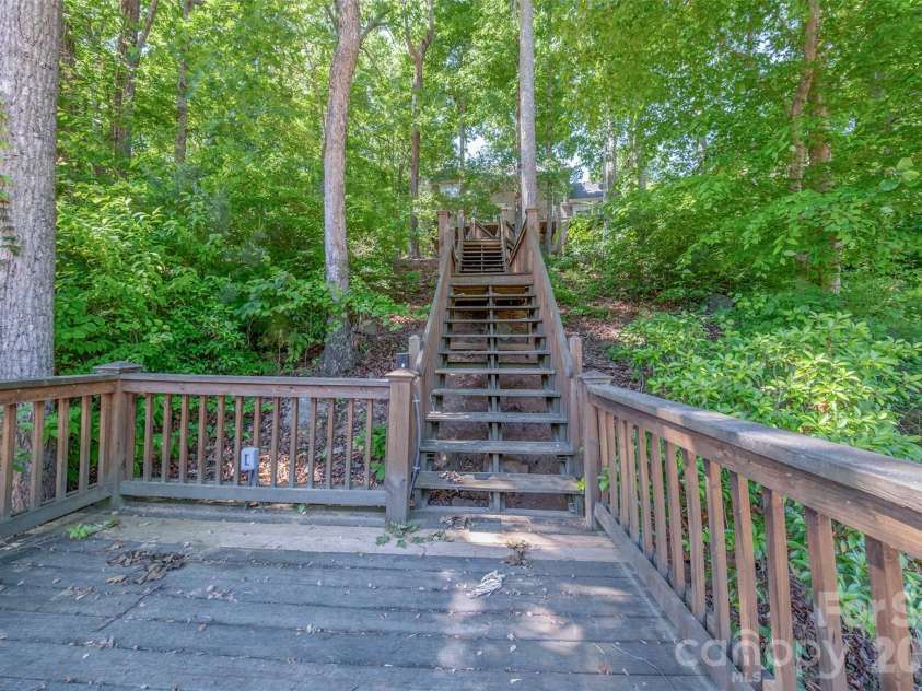 7754 Long Bay Parkway, Catawba, NC 28609.  MLS# CAR4382479, YatesRealty ID 25186. 