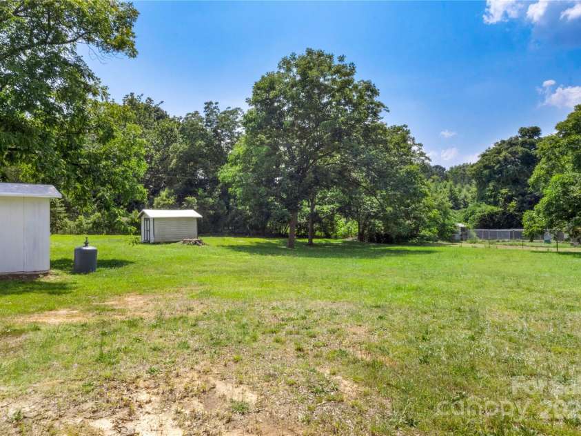 2488 Catawba Church Road, Rock Hill, SC 29730.  MLS# CAR4275583, YatesRealty ID 25187. 1.14 Acre Lot, 2 storage buidings