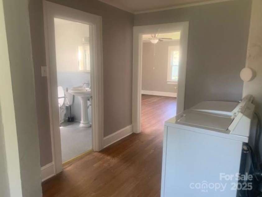 1242 Mitchell Avenue, Statesville, NC 28677.  MLS# CAR4274790, YatesRealty ID 25188. 