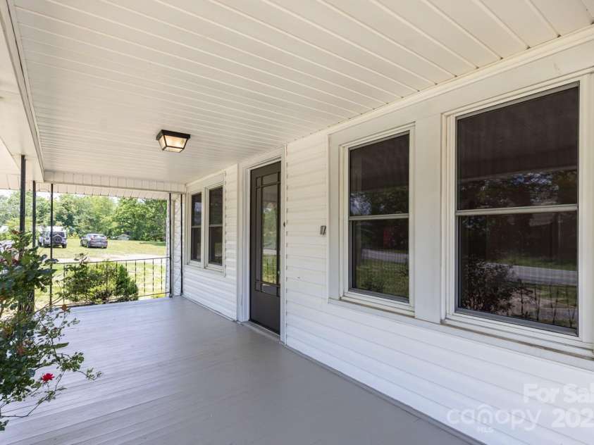 438 Hazel Mill Road, Asheville, NC 28806.  MLS# CAR4269858, YatesRealty ID 25189. Front Porch
