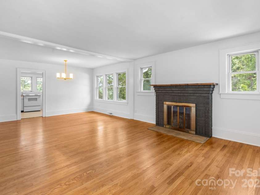 438 Hazel Mill Road, Asheville, NC 28806.  MLS# CAR4269858, YatesRealty ID 25189. Living / Dining Room