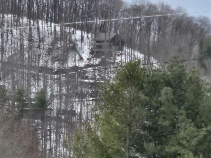 70 Double Back Lane, Mars Hill, NC 28754.  MLS# CAR4304443, YatesRealty ID 2519. 