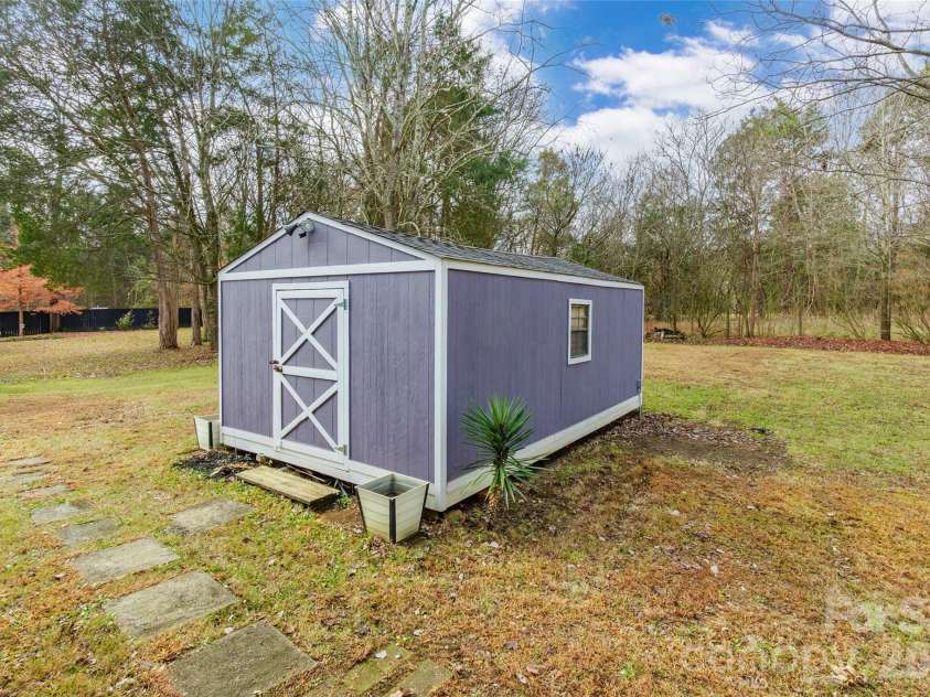 8230 Quail Hollow Drive, Harrisburg, NC 28075.  MLS# CAR4329712, YatesRealty ID 2519. 