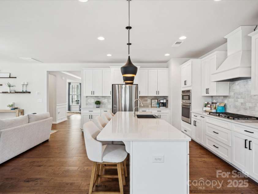 924 Stebbins Drive, Fort Mill, SC 29715.  MLS# CAR4232795, YatesRealty ID 2519. 