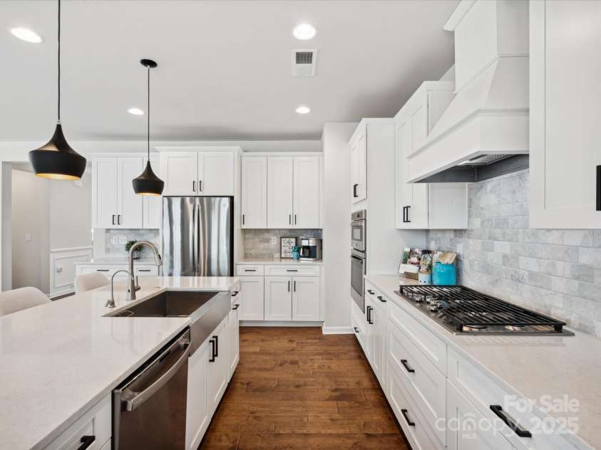 924 Stebbins Drive, Fort Mill, SC 29715.  MLS# CAR4232795, YatesRealty ID 2519. 