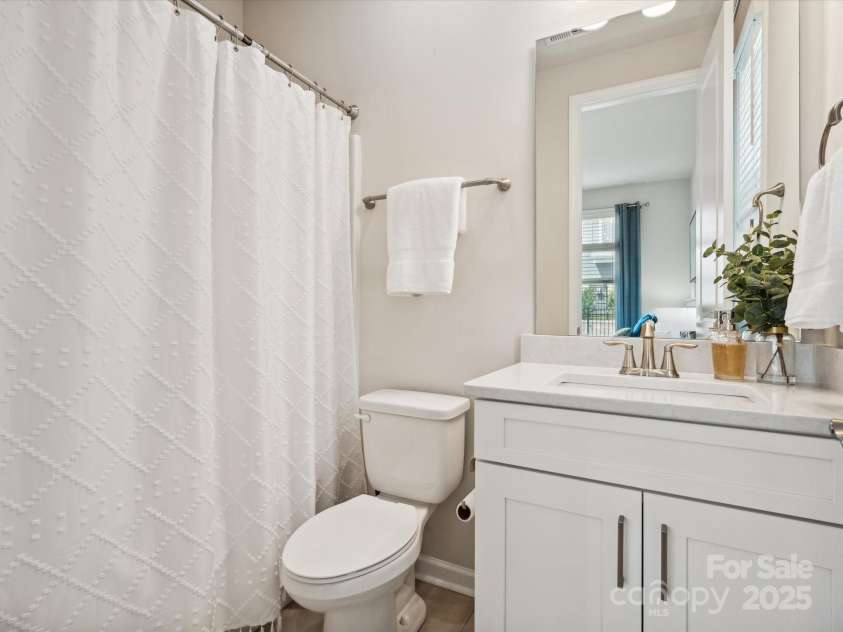 924 Stebbins Drive, Fort Mill, SC 29715.  MLS# CAR4232795, YatesRealty ID 2519. 