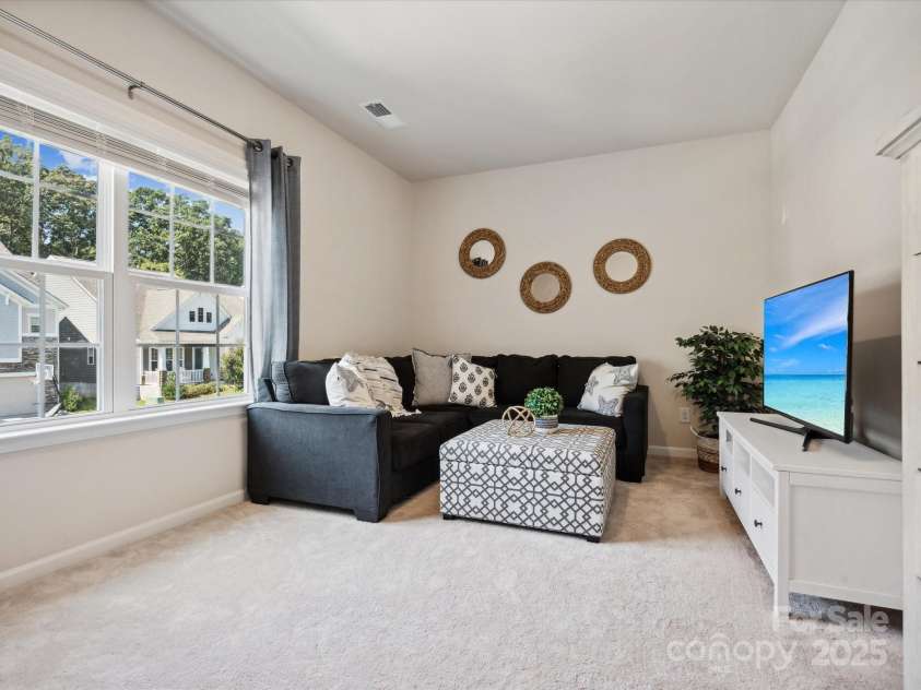 924 Stebbins Drive, Fort Mill, SC 29715.  MLS# CAR4232795, YatesRealty ID 2519. 