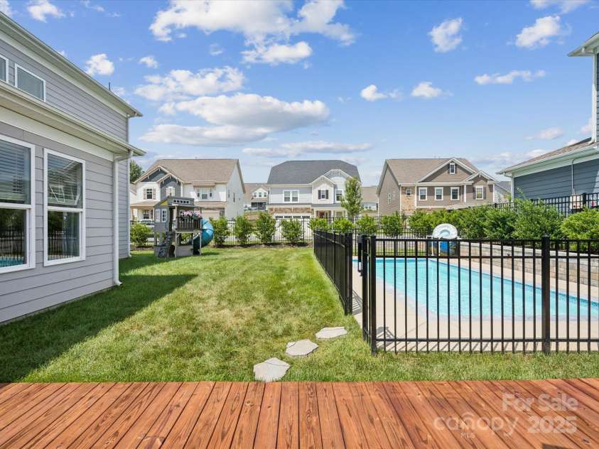 924 Stebbins Drive, Fort Mill, SC 29715.  MLS# CAR4232795, YatesRealty ID 2519. 