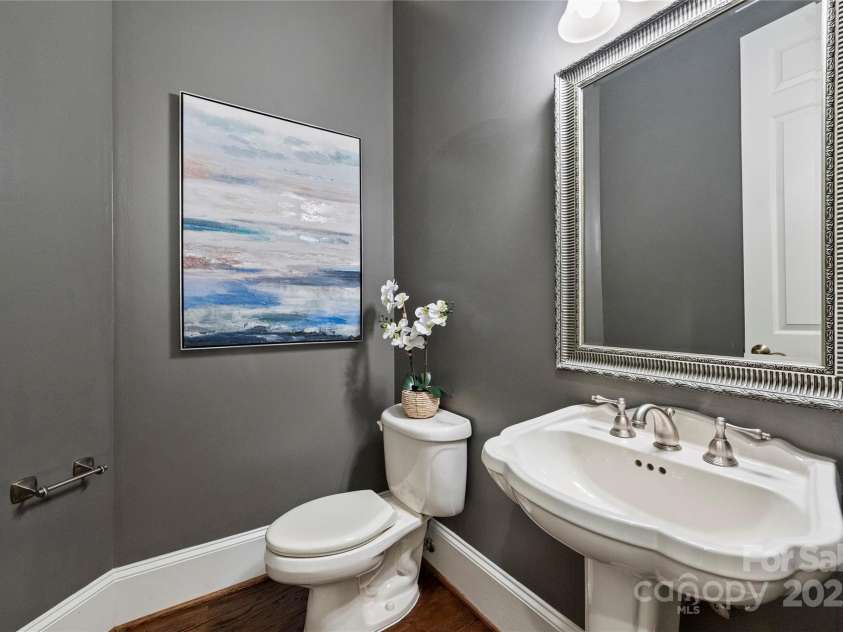 14652 Villalonga Lane, Charlotte, NC 28277.  MLS# CAR4265221, YatesRealty ID 25190. Downstairs powder room