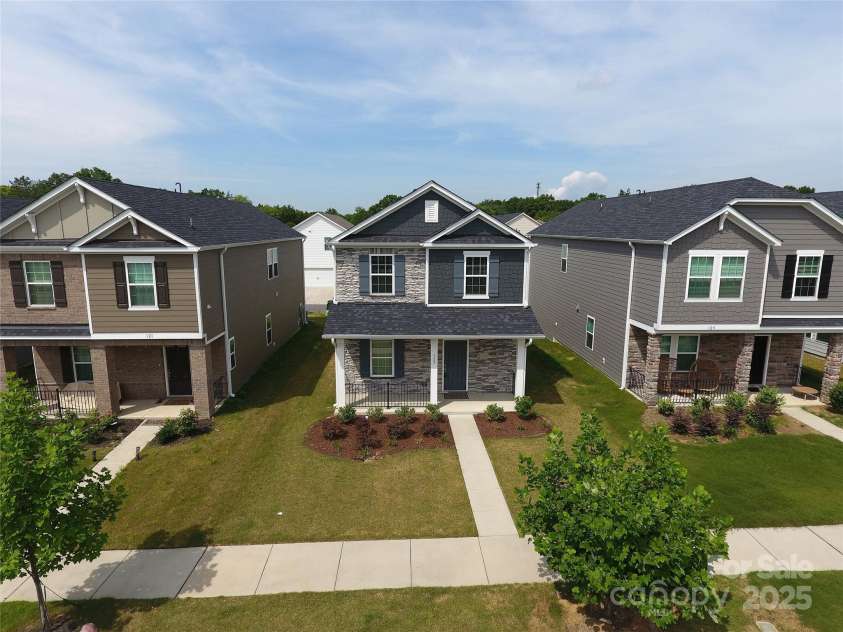 125 Cedar Knoll Circle, Pineville, NC 28134.  MLS# CAR4270178, YatesRealty ID 25192. 