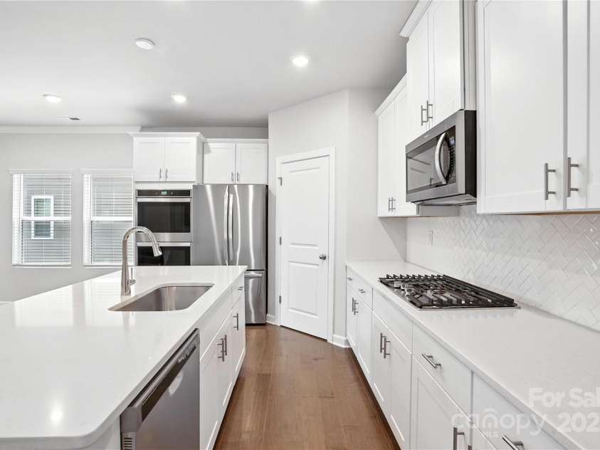 125 Cedar Knoll Circle, Pineville, NC 28134.  MLS# CAR4270178, YatesRealty ID 25192. 