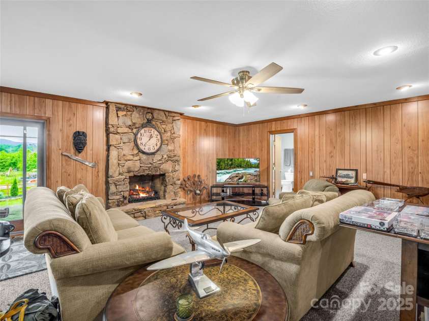 11 Bannerwood Drive, Horse Shoe, NC 28742.  MLS# CAR4257161, YatesRealty ID 25194. Den in downstairs