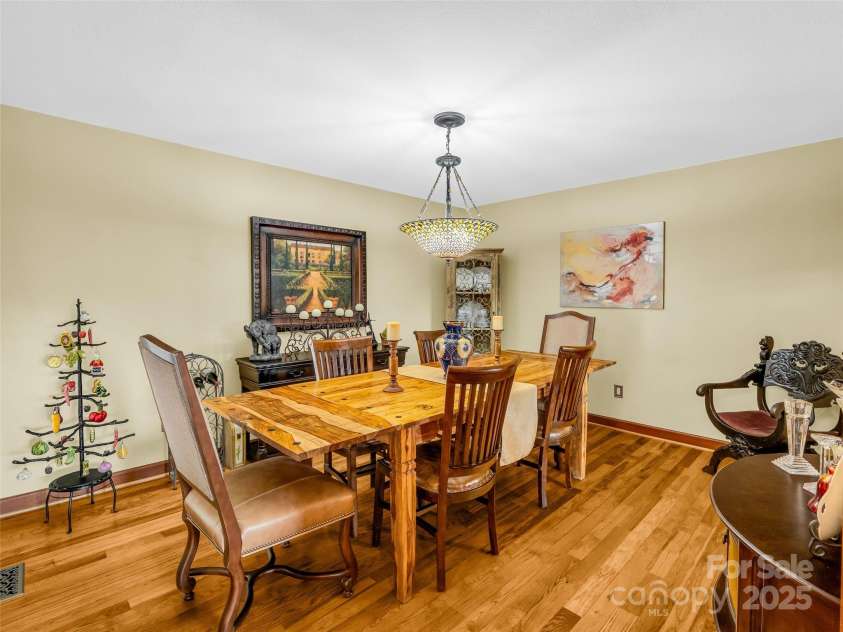 11 Bannerwood Drive, Horse Shoe, NC 28742.  MLS# CAR4257161, YatesRealty ID 25194. Dining Room