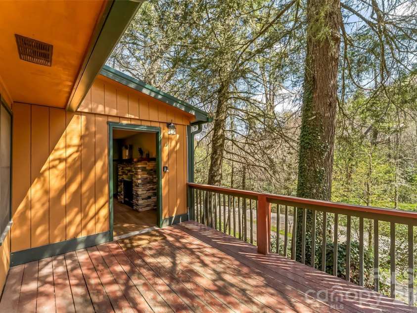 242 Plott Balsam Road, Maggie Valley, NC 28751.  MLS# CAR4356223, YatesRealty ID 25195. 