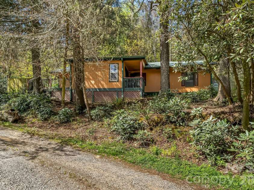 242 Plott Balsam Road, Maggie Valley, NC 28751.  MLS# CAR4356223, YatesRealty ID 25195. 