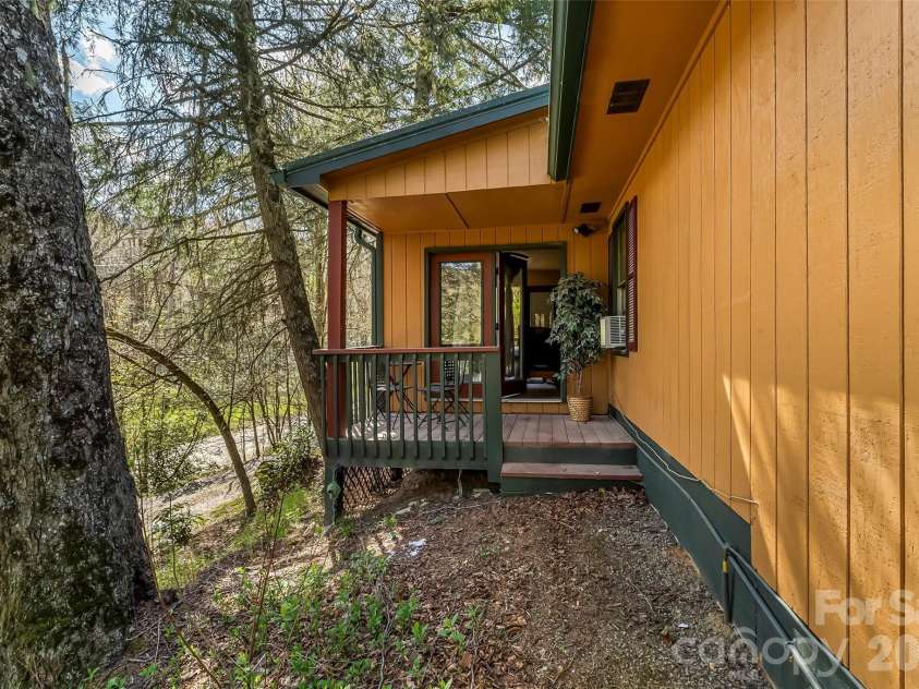 242 Plott Balsam Road, Maggie Valley, NC 28751.  MLS# CAR4356223, YatesRealty ID 25195. 