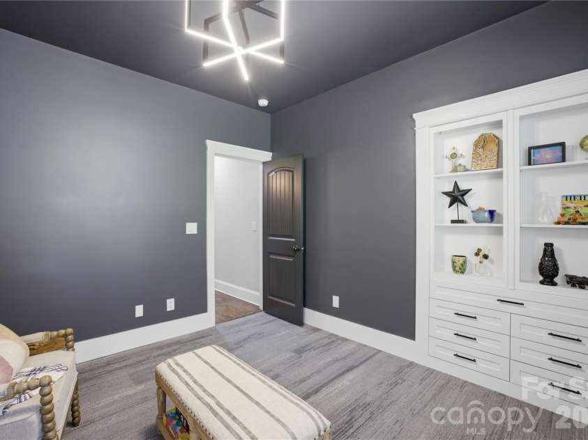 190 Kenway Loop, Mooresville, NC 28117.  MLS# CAR4378935, YatesRealty ID 25196. 