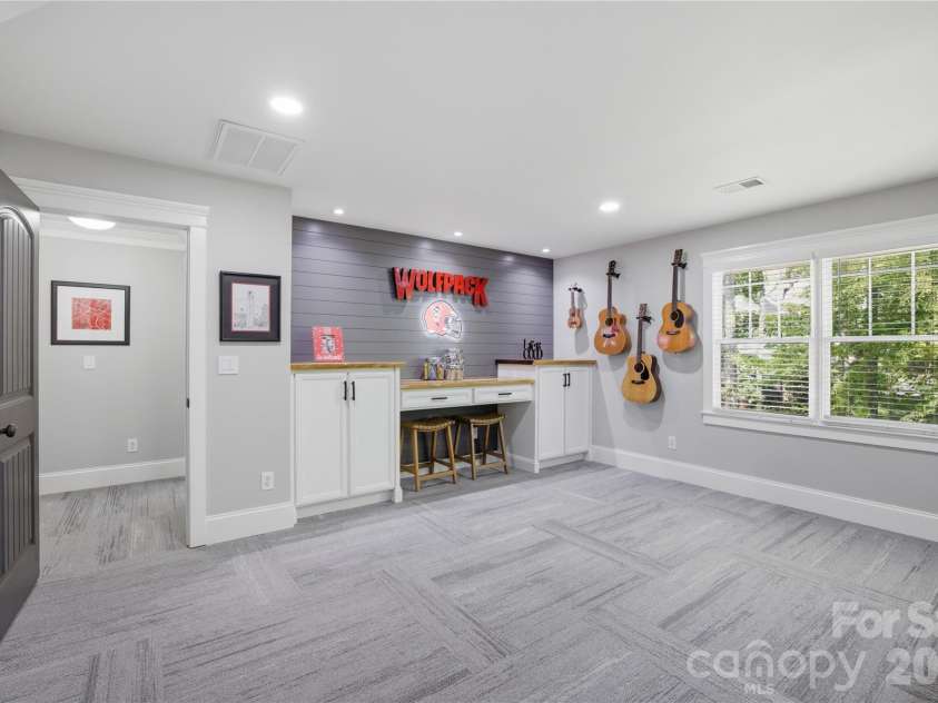 190 Kenway Loop, Mooresville, NC 28117.  MLS# CAR4378935, YatesRealty ID 25196. 
