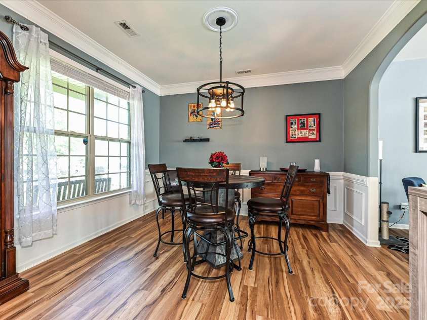 3914 Cassidy Drive, Waxhaw, NC 28173.  MLS# CAR4244929, YatesRealty ID 25196. Dining Room