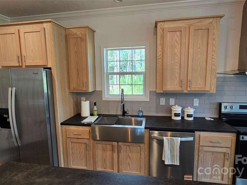 131 Boxwood Lane, Forest City, NC 28043.  MLS# CAR4308779, YatesRealty ID 25199. 