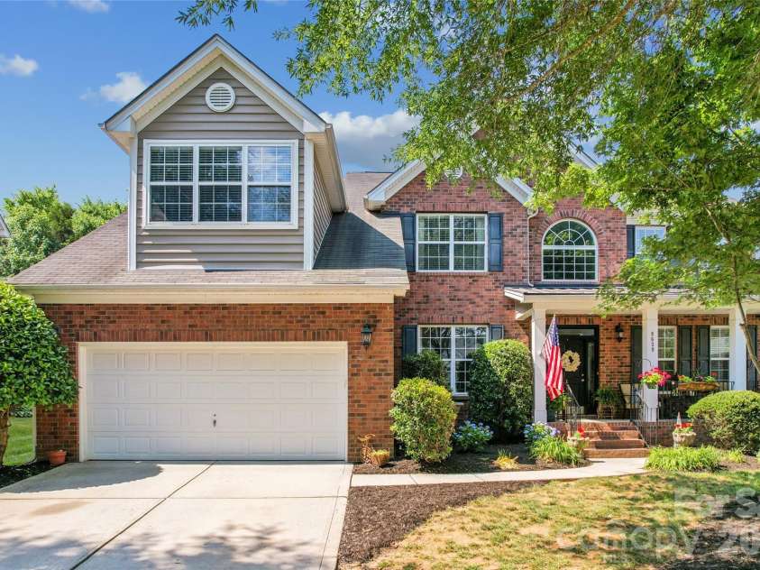 9639 Brandybuck Drive, Charlotte, NC 28269.  MLS# CAR4385629, YatesRealty ID 25199. 