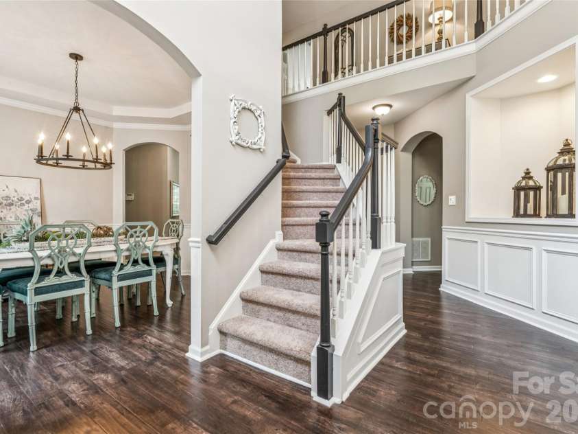9639 Brandybuck Drive, Charlotte, NC 28269.  MLS# CAR4385629, YatesRealty ID 25199. 