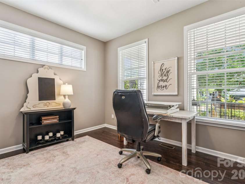 9639 Brandybuck Drive, Charlotte, NC 28269.  MLS# CAR4385629, YatesRealty ID 25199. 