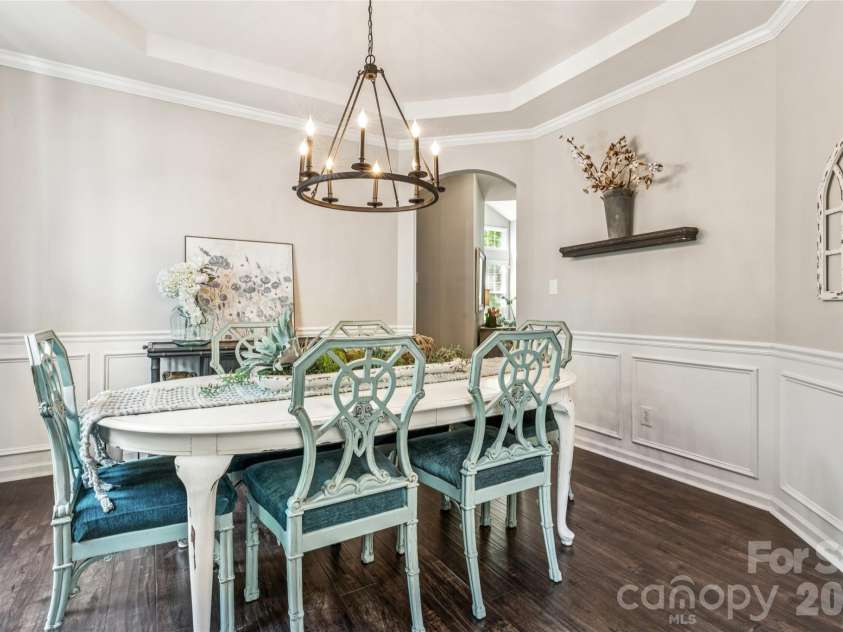 9639 Brandybuck Drive, Charlotte, NC 28269.  MLS# CAR4385629, YatesRealty ID 25199. 