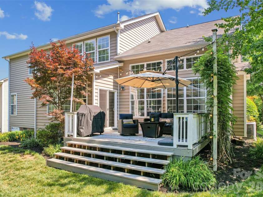 9639 Brandybuck Drive, Charlotte, NC 28269.  MLS# CAR4385629, YatesRealty ID 25199. 