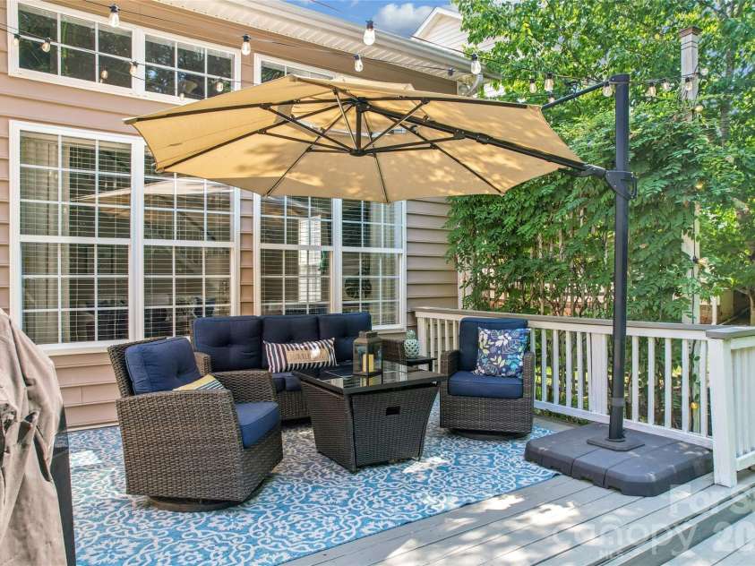 9639 Brandybuck Drive, Charlotte, NC 28269.  MLS# CAR4385629, YatesRealty ID 25199. 