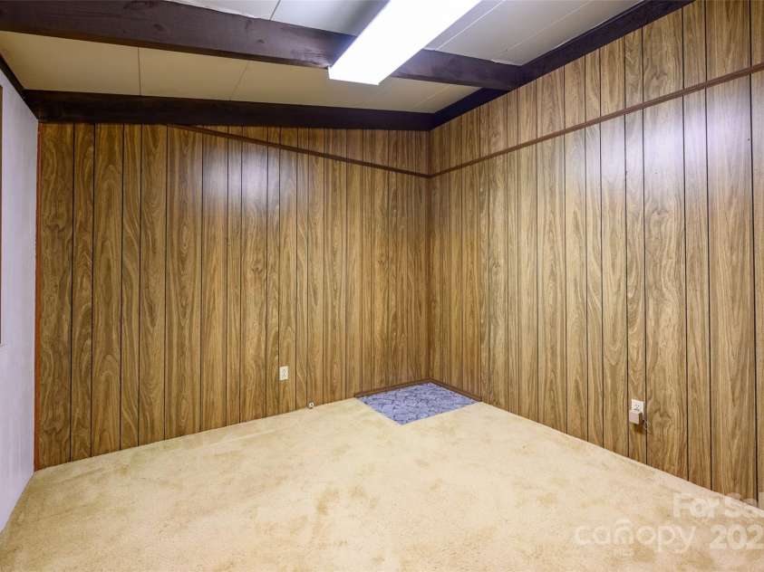 110 Jenkins Farm Lane, Mooresville, NC 28115.  MLS# CAR4316175, YatesRealty ID 252. Bedroom