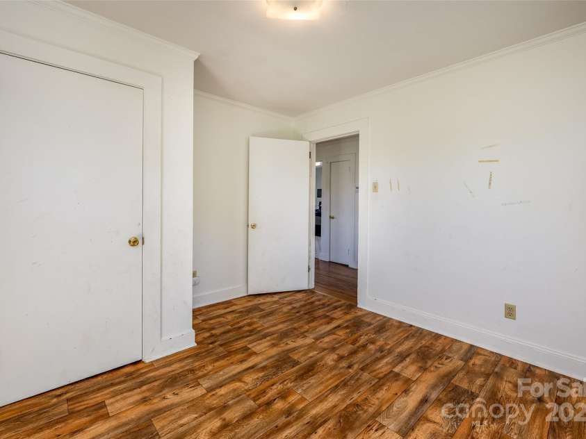 110 Jenkins Farm Lane, Mooresville, NC 28115.  MLS# CAR4316175, YatesRealty ID 252. Bedroom