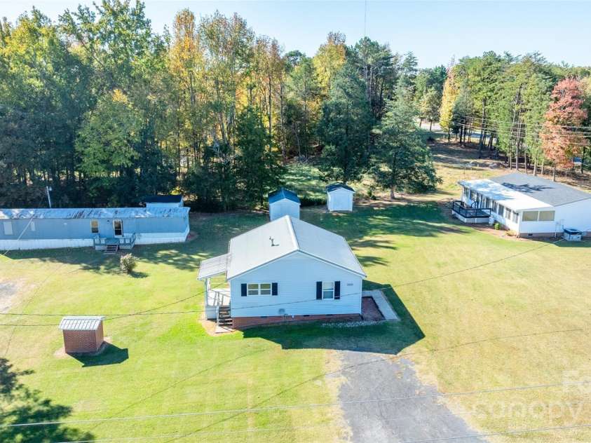 110 Jenkins Farm Lane, Mooresville, NC 28115.  MLS# CAR4316175, YatesRealty ID 252. Shared Well