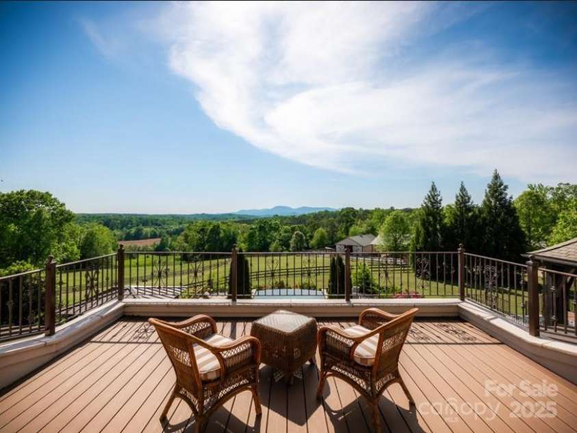 2921 Pacolet Road, Landrum, SC 29356.  MLS# CAR4255189, YatesRealty ID 252. 