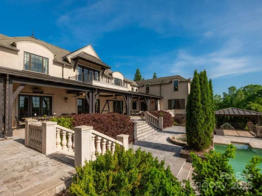 2921 Pacolet Road, Landrum, SC 29356.  MLS# CAR4255189, YatesRealty ID 252. 