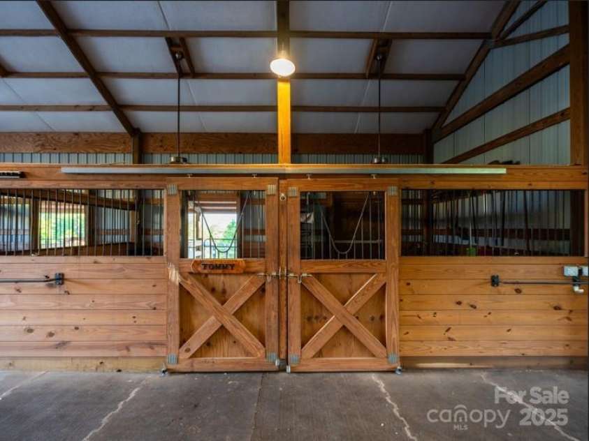 2921 Pacolet Road, Landrum, SC 29356.  MLS# CAR4255189, YatesRealty ID 252. 