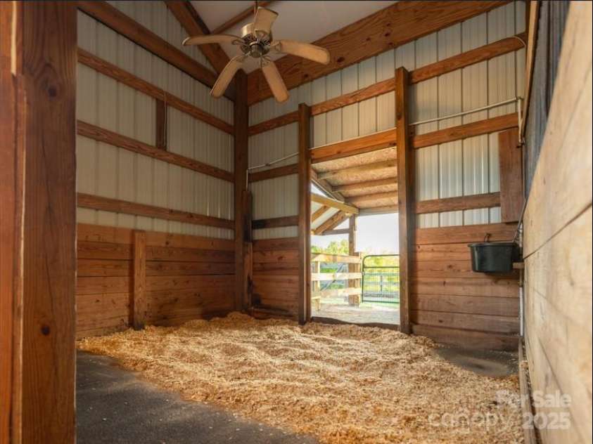 2921 Pacolet Road, Landrum, SC 29356.  MLS# CAR4255189, YatesRealty ID 252. 