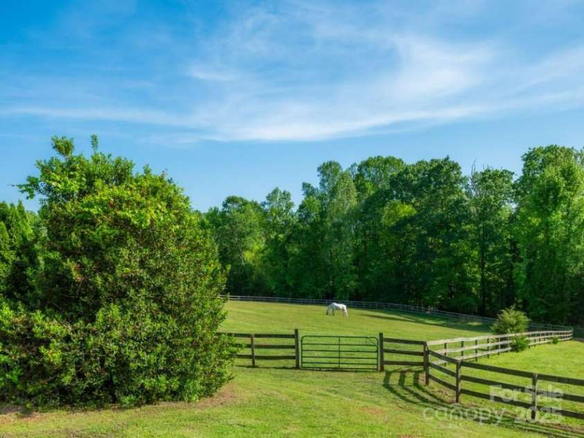 2921 Pacolet Road, Landrum, SC 29356.  MLS# CAR4255189, YatesRealty ID 252. 