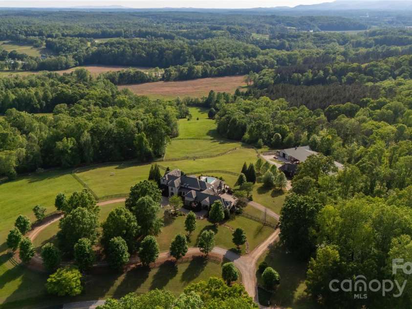 2921 Pacolet Road, Landrum, SC 29356.  MLS# CAR4255189, YatesRealty ID 252. 