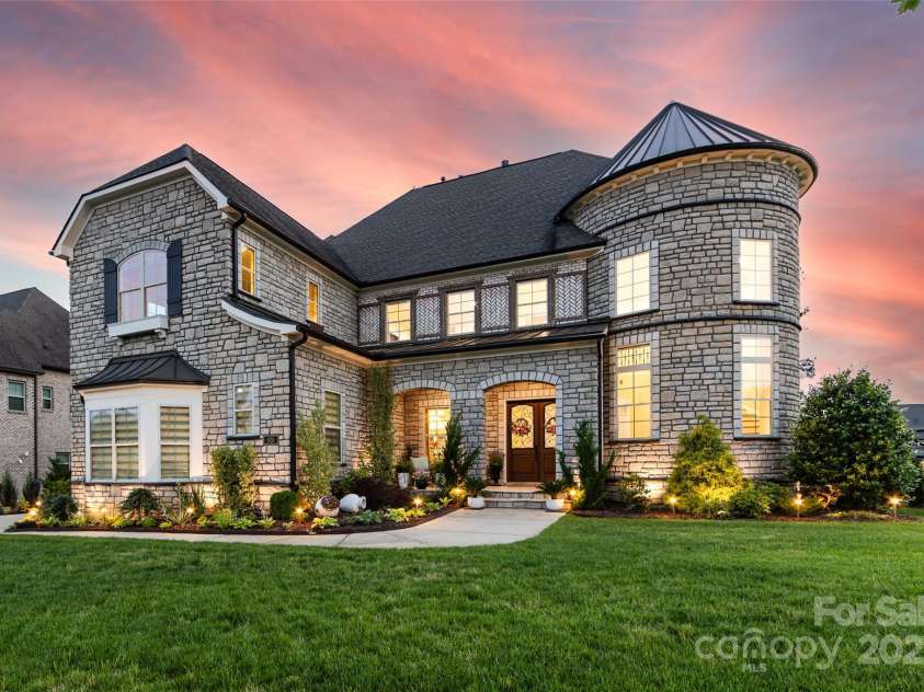 920 Terramore Drive, Waxhaw, NC 28173.  MLS# CAR4269914, YatesRealty ID 25200. 